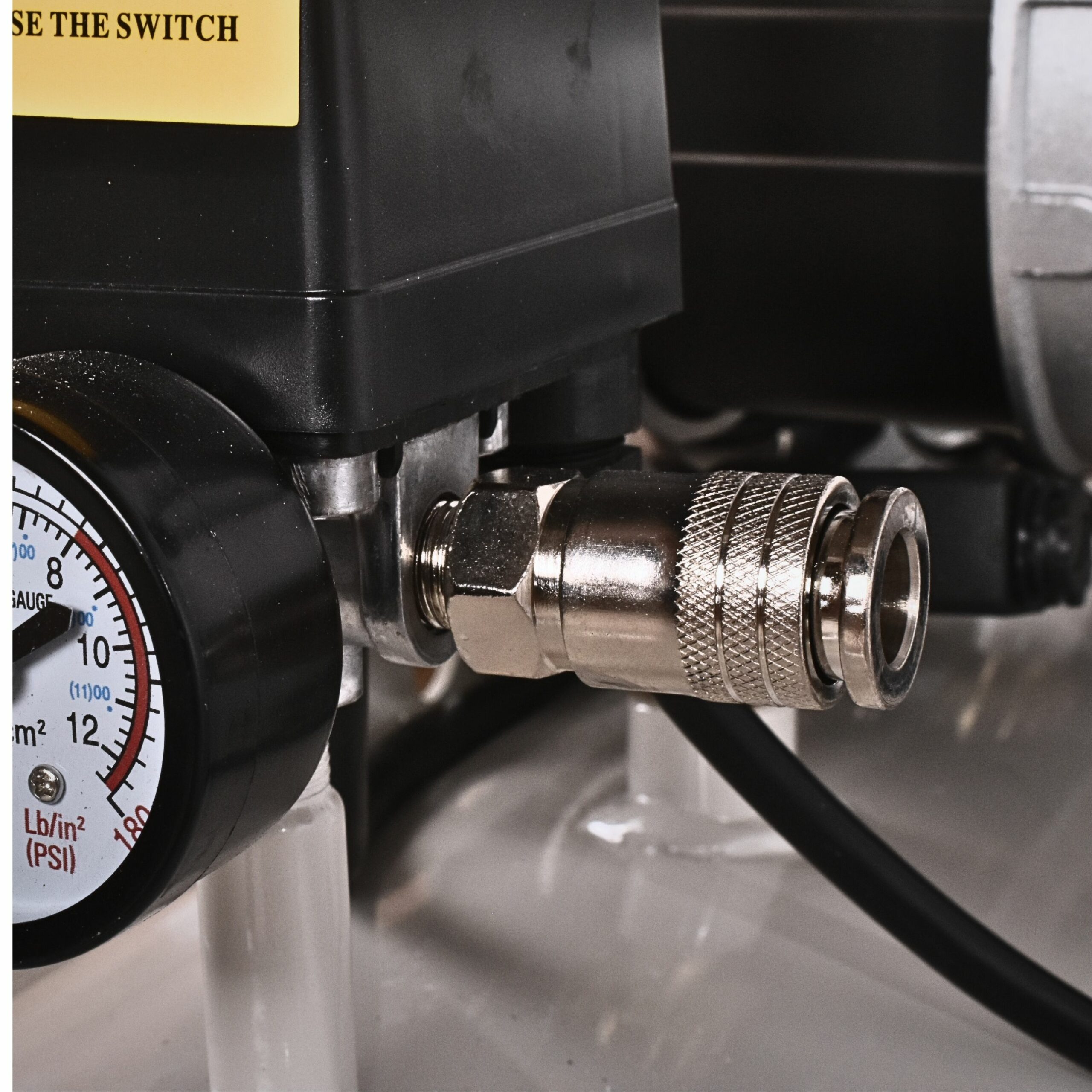 KOMPRESOR BEZOLEJOWY HUZARK 100L GDG100 2,25KW 8bar - obrazek 4